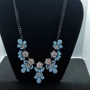 Cara Blue Flower Necklace